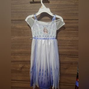 Frozen 2 Elsa night gown